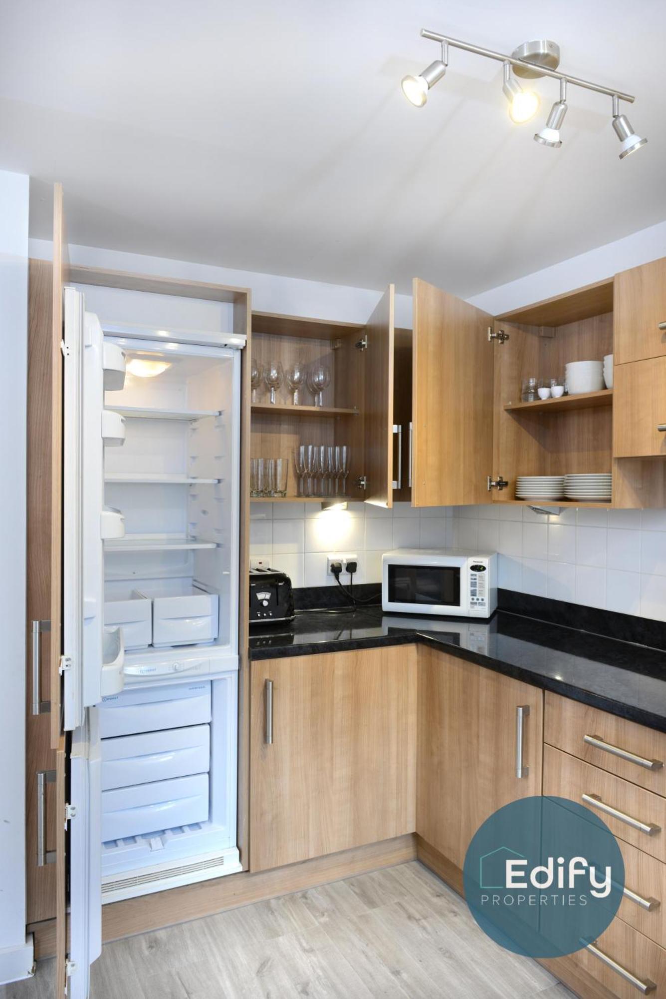 City Centre Townhouse, Sleeps 8, Free Parking Southampton Zewnętrze zdjęcie